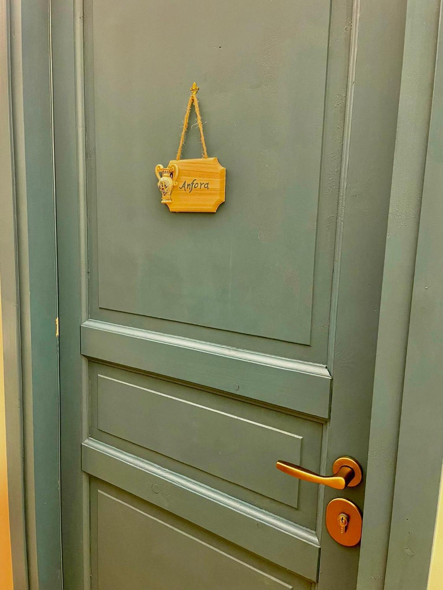 فندق Casale Di Benedetto كالتاجيروني الغرفة الصورة